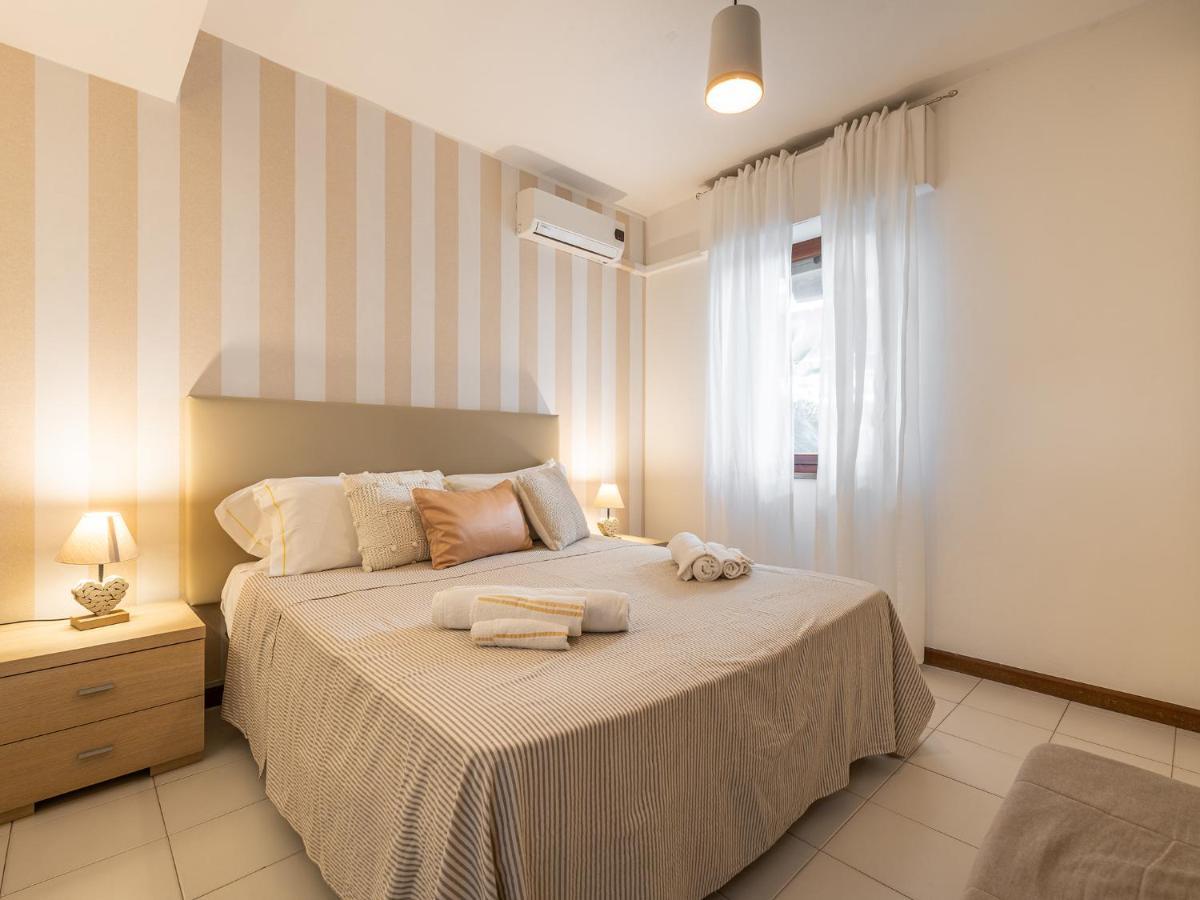 Villa Vaghi Rooms Каляри Екстериор снимка