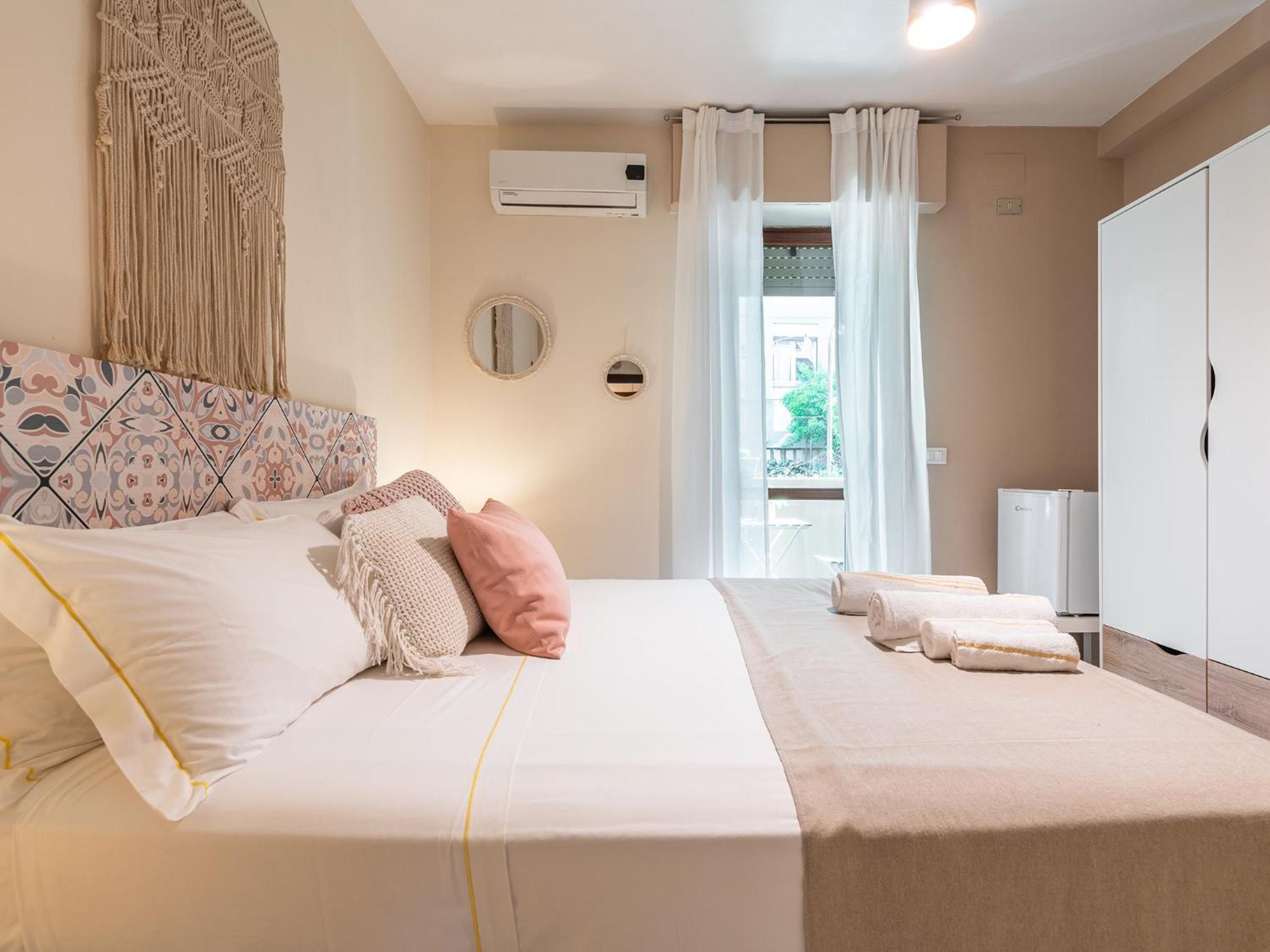 Villa Vaghi Rooms Каляри Екстериор снимка